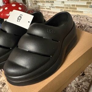 UGG Black Slide Sandals kids K Sport size 2